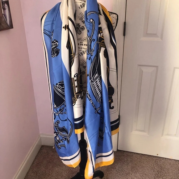 Elegant Large Silky Scarf Pashmina Wrap - Picture 7 of 8